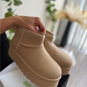 Windsor Beige Crystal-Embellished Platform Mules